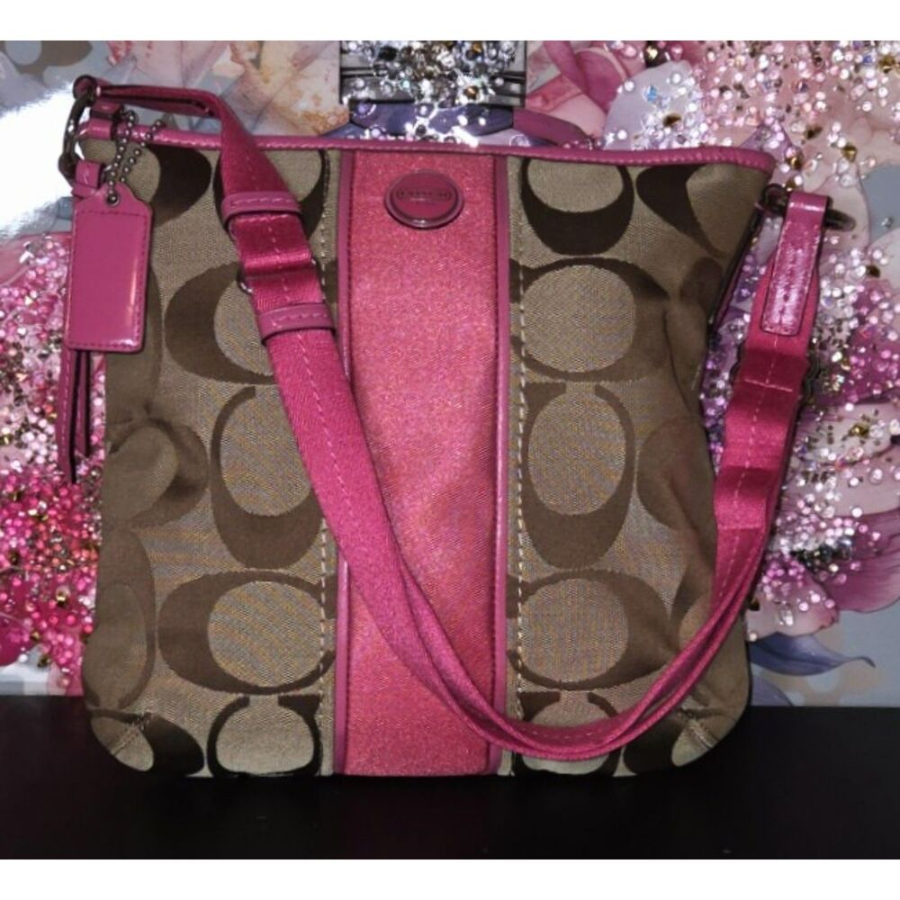Authentic 2013 Coach Signature Canvas Swingpack Crossbody Bag!